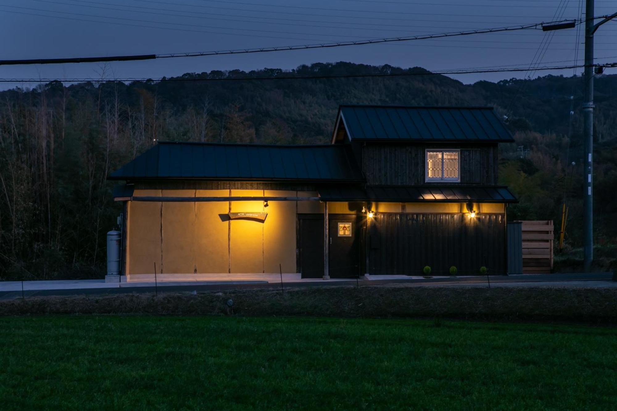 サウナとドッグラン付きのアンティーク古民家宿 Akiya Cornerstone Awaji Dış mekan fotoğraf